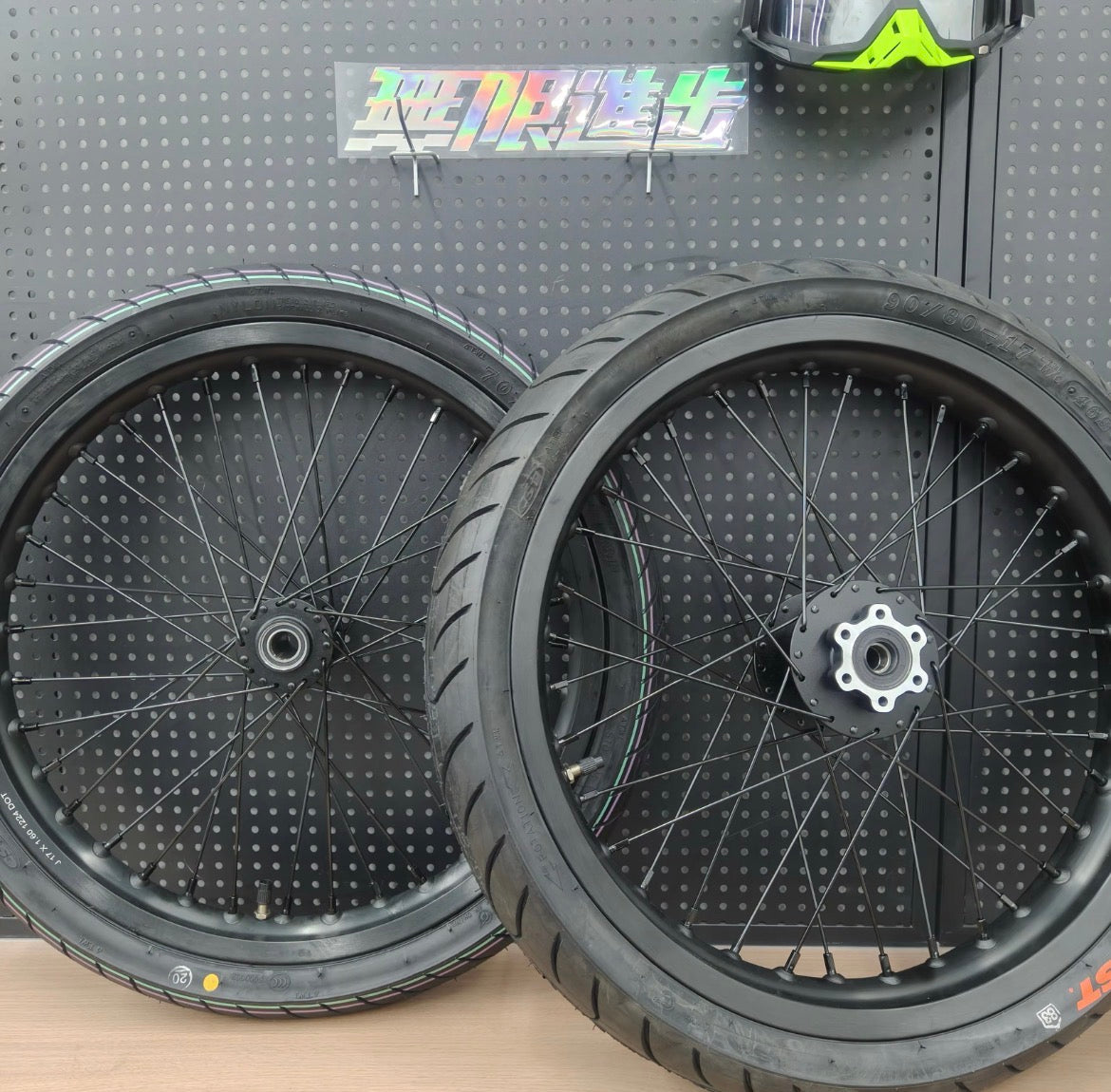 Black LBX/ERIDE 70/90-17 90/80-17 Wheelset