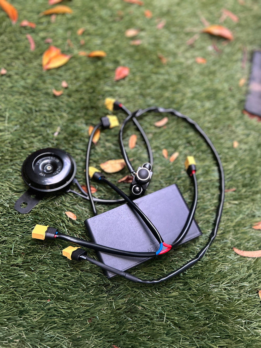 Surron Horn Kit V2